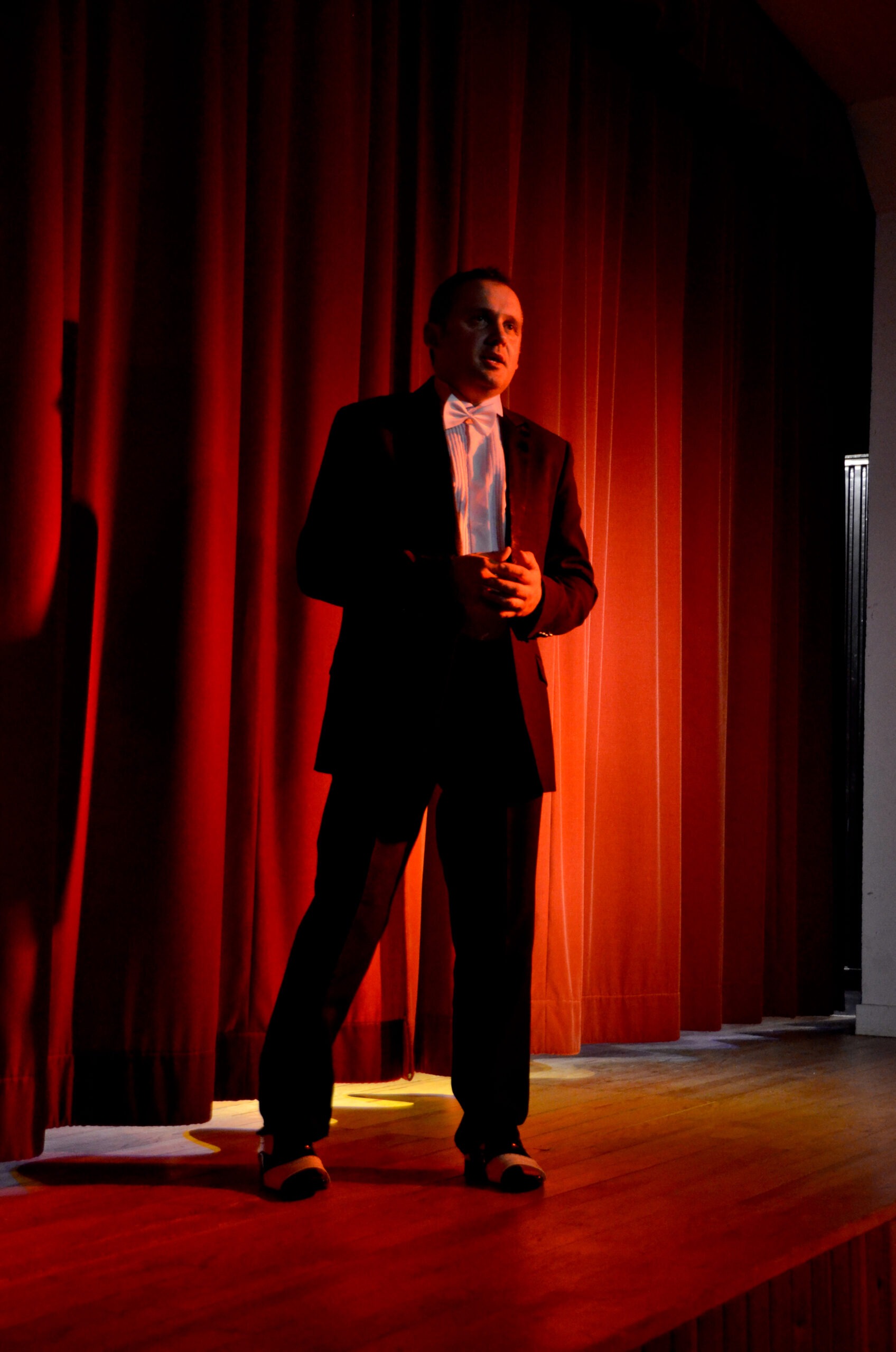 Olivier TSEVERY presentation Spectacle Pessac et Bordeaux